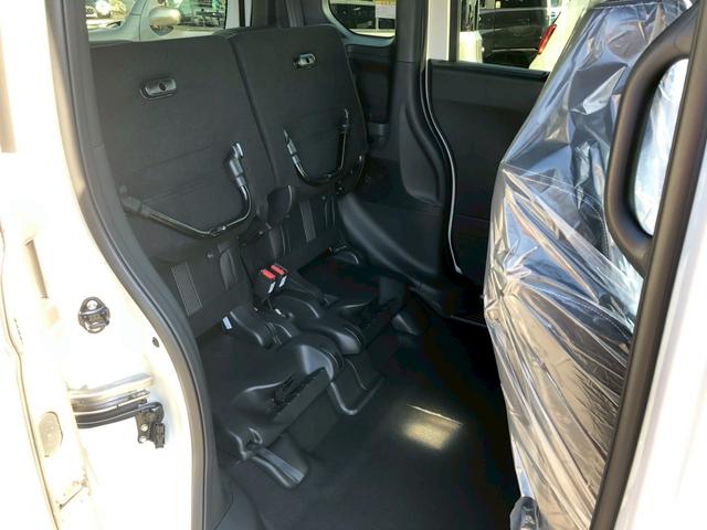 Ｎ－ＢＯＸカスタム ターボコーディネートスタイル　届出済未使用車　純正８型ナビ　フルセグＴＶ　ブルートゥース　パドルシフト　レーダークルーズコントロール　シートヒーター　両側自動スライドドア　ＬＥＤライト　フォグランプ　コーナーセンサー　純正１５インチアルミ　ハーフレザーシート（24枚目）