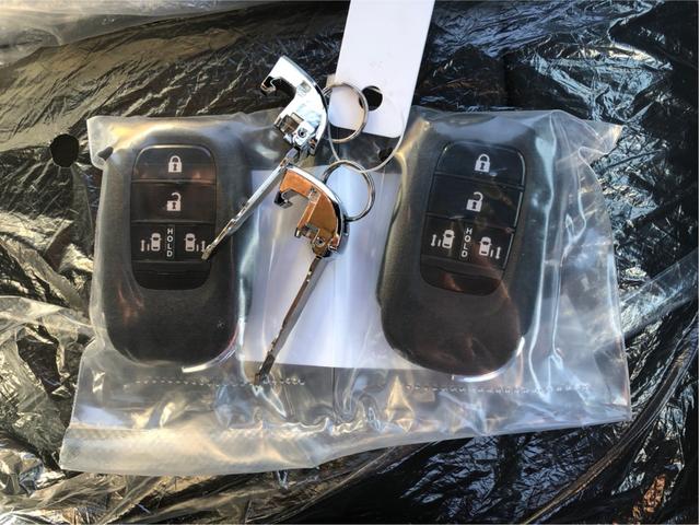 Ｎ－ＢＯＸカスタム ターボコーディネートスタイル　届出済未使用車　純正８型ナビ　フルセグＴＶ　ブルートゥース　パドルシフト　レーダークルーズコントロール　シートヒーター　両側自動スライドドア　ＬＥＤライト　フォグランプ　コーナーセンサー　純正１５インチアルミ　ハーフレザーシート（40枚目）