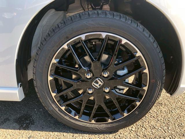 Ｎ－ＢＯＸカスタム ターボコーディネートスタイル　届出済未使用車　純正８型ナビ　フルセグＴＶ　ブルートゥース　パドルシフト　レーダークルーズコントロール　シートヒーター　両側自動スライドドア　ＬＥＤライト　フォグランプ　コーナーセンサー　純正１５インチアルミ　ハーフレザーシート（49枚目）