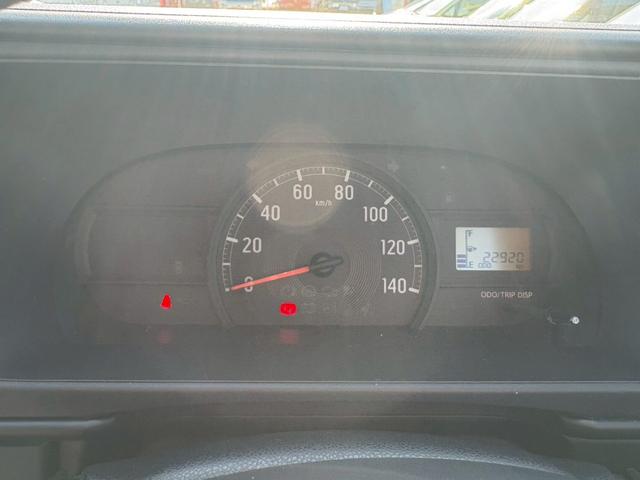 ハイゼットカーゴ 2シーター ブラインド仕様 4WD 5速マニュアル 禁煙車 1オーナー ハイルーフ アイドリングSTOP ヘットライトレベライザー サイドバイザー タイヤエコピア 145/80R12 両側スライドドア 室内ルームクリーニング 衝突安全ボディー 当店買取直販車(34枚目)