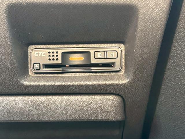 ステップワゴン Ｇ　Ｌパッケージ　禁煙　純正７型ナビ　バックカメラ　両側自動スライド　ビルトインＥＴＣ　オートライト　オートエアコン　電格ミラーウィンカー　サイドバイザー　ダブルエアバック　純正アルミ　オートライト　ＡＢＳ（36枚目）