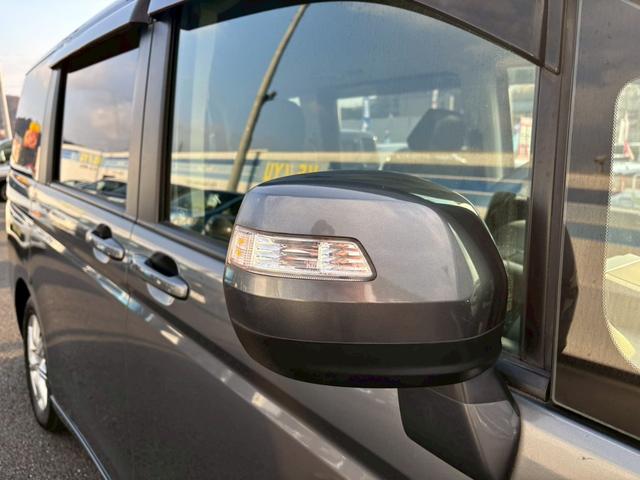 ステップワゴン Ｇ　Ｌパッケージ　禁煙　純正７型ナビ　バックカメラ　両側自動スライド　ビルトインＥＴＣ　オートライト　オートエアコン　電格ミラーウィンカー　サイドバイザー　ダブルエアバック　純正アルミ　オートライト　ＡＢＳ（40枚目）