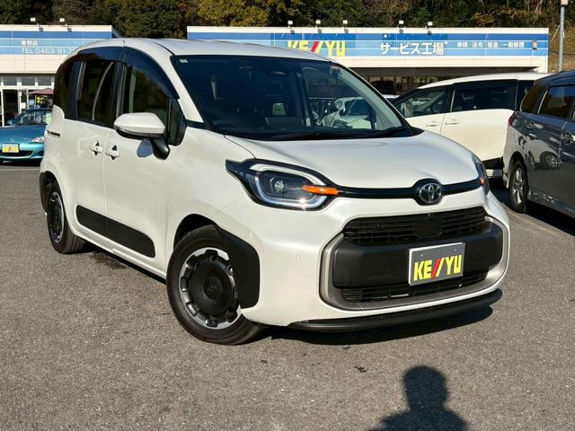 シエンタ ハイブリッドZ 禁煙車 1オーナー 純正10.5インチナビ 全方位カメラ フルセグTV ブルートゥース ETC2.0 シート&ハンドルヒーター【パーキングアシスト】衝突軽減ブレーキ レーンキープ ブラインドスポットモニターLED コーナーセンサー 両側自動ドア(7枚目)