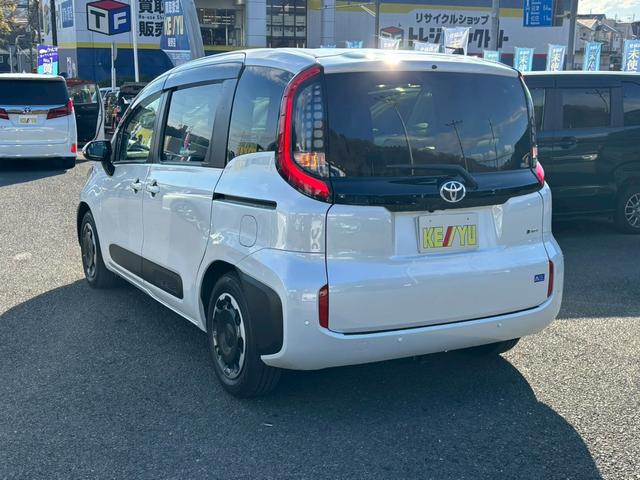 シエンタ ハイブリッドZ 禁煙車 1オーナー 純正10.5インチナビ 全方位カメラ フルセグTV ブルートゥース ETC2.0 シート&ハンドルヒーター【パーキングアシスト】衝突軽減ブレーキ レーンキープ ブラインドスポットモニターLED コーナーセンサー 両側自動ドア(10枚目)