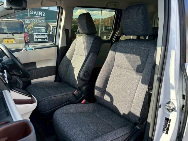 シエンタ ハイブリッドZ 禁煙車 1オーナー 純正10.5インチナビ 全方位カメラ フルセグTV ブルートゥース ETC2.0 シート&ハンドルヒーター【パーキングアシスト】衝突軽減ブレーキ レーンキープ ブラインドスポットモニターLED コーナーセンサー 両側自動ドア(19枚目)