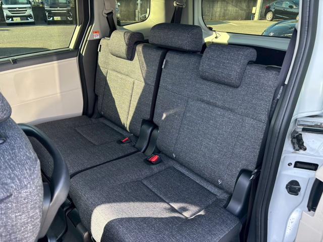 シエンタ ハイブリッドZ 禁煙車 1オーナー 純正10.5インチナビ 全方位カメラ フルセグTV ブルートゥース ETC2.0 シート&ハンドルヒーター【パーキングアシスト】衝突軽減ブレーキ レーンキープ ブラインドスポットモニターLED コーナーセンサー 両側自動ドア(21枚目)