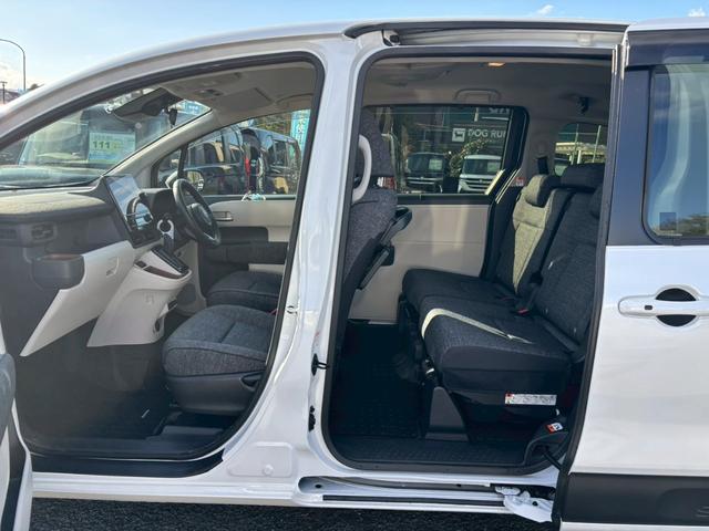 シエンタ ハイブリッドZ 禁煙車 1オーナー 純正10.5インチナビ 全方位カメラ フルセグTV ブルートゥース ETC2.0 シート&ハンドルヒーター【パーキングアシスト】衝突軽減ブレーキ レーンキープ ブラインドスポットモニターLED コーナーセンサー 両側自動ドア(23枚目)