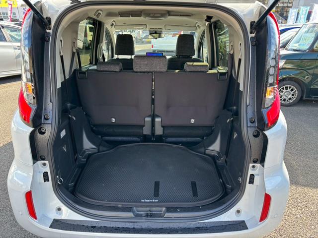 シエンタ ハイブリッドZ 禁煙車 1オーナー 純正10.5インチナビ 全方位カメラ フルセグTV ブルートゥース ETC2.0 シート&ハンドルヒーター【パーキングアシスト】衝突軽減ブレーキ レーンキープ ブラインドスポットモニターLED コーナーセンサー 両側自動ドア(24枚目)