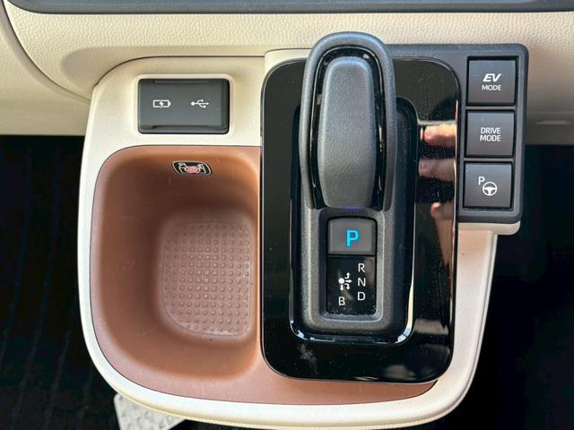 シエンタ ハイブリッドZ 禁煙車 1オーナー 純正10.5インチナビ 全方位カメラ フルセグTV ブルートゥース ETC2.0 シート&ハンドルヒーター【パーキングアシスト】衝突軽減ブレーキ レーンキープ ブラインドスポットモニターLED コーナーセンサー 両側自動ドア(35枚目)