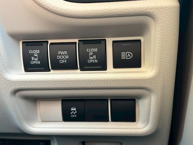 シエンタ ハイブリッドZ 禁煙車 1オーナー 純正10.5インチナビ 全方位カメラ フルセグTV ブルートゥース ETC2.0 シート&ハンドルヒーター【パーキングアシスト】衝突軽減ブレーキ レーンキープ ブラインドスポットモニターLED コーナーセンサー 両側自動ドア(36枚目)