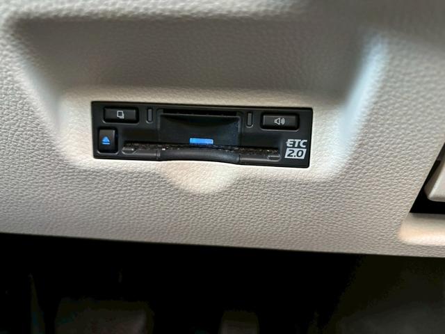 シエンタ ハイブリッドZ 禁煙車 1オーナー 純正10.5インチナビ 全方位カメラ フルセグTV ブルートゥース ETC2.0 シート&ハンドルヒーター【パーキングアシスト】衝突軽減ブレーキ レーンキープ ブラインドスポットモニターLED コーナーセンサー 両側自動ドア(37枚目)