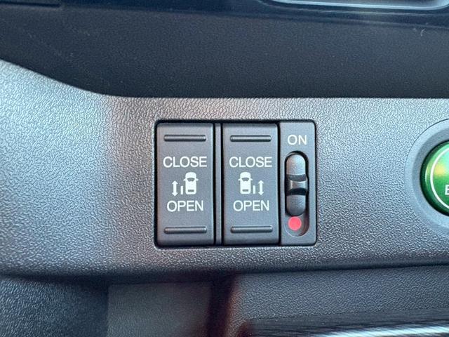 ステップワゴンスパーダ スパーダハイブリッド G・EXホンダセンシング 後席モニター 禁煙 9型ナビ バックカメラ ハーフレザーシート クルーズコントロール ETC シートヒーター わくわくゲート コーナーセンサー LED 両側自動スライド 衝突軽減ブレーキ 【マツダゴールドアルミ】(36枚目)