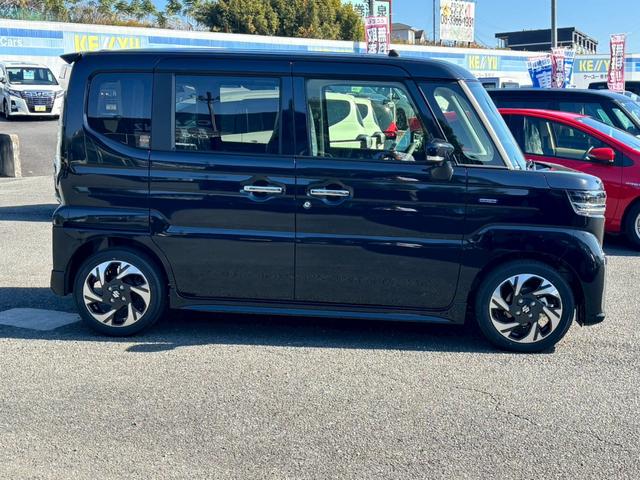 スペーシアカスタム ハイブリッドXSターボ 届出済未使用車 9型モニタ- ブル-トゥ-ス シ-ト&ハンドルヒ-タ- サ-キュレ-タ- レ-ダ-クル-ズ 2列目オットマン 両側自動スライドドア LEDオ-トライト フォグ 衝突軽減ブレ-キ(8枚目)