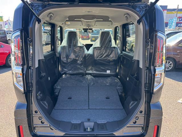 スペーシアカスタム ハイブリッドXSターボ 届出済未使用車 9型モニタ- ブル-トゥ-ス シ-ト&ハンドルヒ-タ- サ-キュレ-タ- レ-ダ-クル-ズ 2列目オットマン 両側自動スライドドア LEDオ-トライト フォグ 衝突軽減ブレ-キ(25枚目)