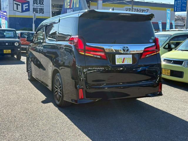 アルファード ２．５Ｓ　禁煙車　アルパイン１０インチナビ　フルセグ　Ｂｌｕｅｔｏｏｔｈ　ＨＤＭＩ　バックカメラ　１２．８インチフリップダウンモニター　レーダークルーズコントロール　両側自動スライドドア　ビルドインＥＴＣ（10枚目）