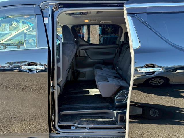 アルファード ２．５Ｓ　禁煙車　アルパイン１０インチナビ　フルセグ　Ｂｌｕｅｔｏｏｔｈ　ＨＤＭＩ　バックカメラ　１２．８インチフリップダウンモニター　レーダークルーズコントロール　両側自動スライドドア　ビルドインＥＴＣ（22枚目）