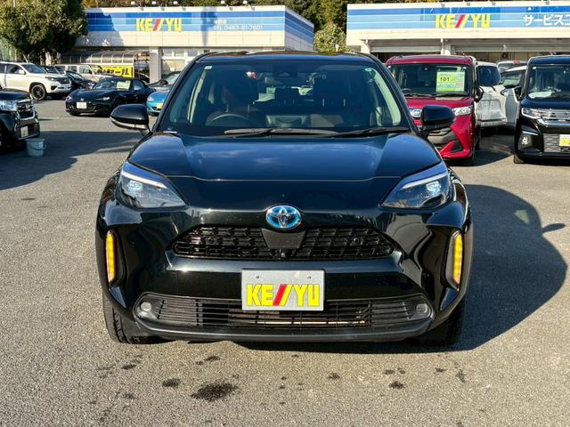 ヤリスクロス ハイブリッドＺ　禁煙車　純正７インチナビ　Ｂｌｕｅｔｏｏｔｈ　フルセグ　アラウンドビュー　レーダークルーズコントロール　パワーバックドア　ＡＳＶ　ＴＲＣ　ＥＴＣ　シートヒーター　電動シート　ＬＥＤヘッドライト（6枚目）