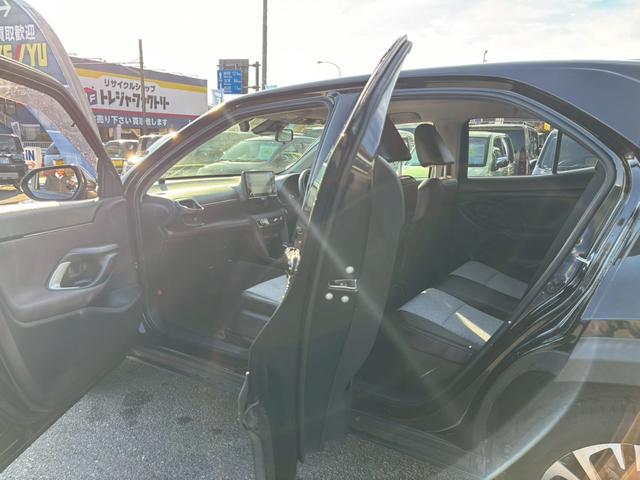 ヤリスクロス ハイブリッドＺ　禁煙車　純正７インチナビ　Ｂｌｕｅｔｏｏｔｈ　フルセグ　アラウンドビュー　レーダークルーズコントロール　パワーバックドア　ＡＳＶ　ＴＲＣ　ＥＴＣ　シートヒーター　電動シート　ＬＥＤヘッドライト（23枚目）