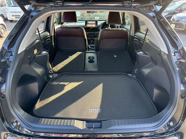 ヤリスクロス ハイブリッドＺ　禁煙車　純正７インチナビ　Ｂｌｕｅｔｏｏｔｈ　フルセグ　アラウンドビュー　レーダークルーズコントロール　パワーバックドア　ＡＳＶ　ＴＲＣ　ＥＴＣ　シートヒーター　電動シート　ＬＥＤヘッドライト（25枚目）