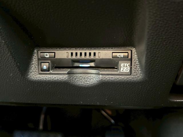 ヤリスクロス ハイブリッドＺ　禁煙車　純正７インチナビ　Ｂｌｕｅｔｏｏｔｈ　フルセグ　アラウンドビュー　レーダークルーズコントロール　パワーバックドア　ＡＳＶ　ＴＲＣ　ＥＴＣ　シートヒーター　電動シート　ＬＥＤヘッドライト（39枚目）