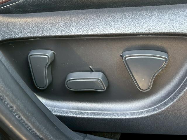 ヤリスクロス ハイブリッドＺ　禁煙車　純正７インチナビ　Ｂｌｕｅｔｏｏｔｈ　フルセグ　アラウンドビュー　レーダークルーズコントロール　パワーバックドア　ＡＳＶ　ＴＲＣ　ＥＴＣ　シートヒーター　電動シート　ＬＥＤヘッドライト（40枚目）