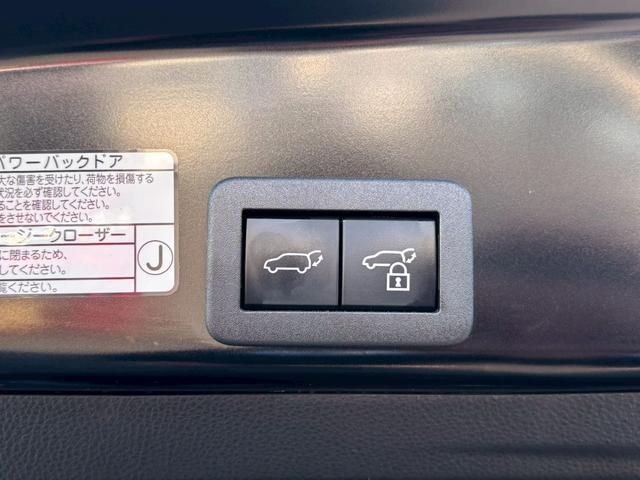 ヤリスクロス ハイブリッドＺ　禁煙車　純正７インチナビ　Ｂｌｕｅｔｏｏｔｈ　フルセグ　アラウンドビュー　レーダークルーズコントロール　パワーバックドア　ＡＳＶ　ＴＲＣ　ＥＴＣ　シートヒーター　電動シート　ＬＥＤヘッドライト（41枚目）