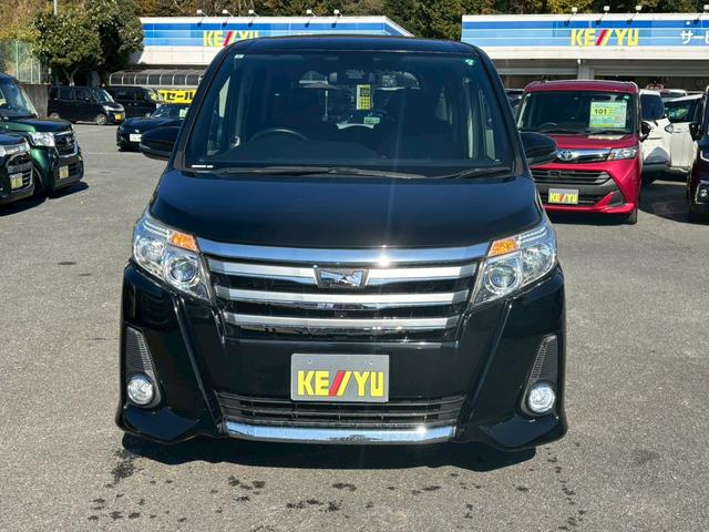 ノア Ｓｉ　禁煙車　ワンオーナー　社外ＳＤナビ　フルセグ　バックカメラ　ラジオ　前後ドライブレコーダー　ＥＴＣ　衝突軽減システム　横滑り防止システム　両側自動スライド　ＬＥＤヘッドライト　レーンキープ（6枚目）