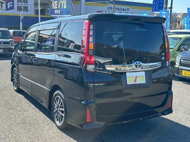 ノア Ｓｉ　禁煙車　ワンオーナー　社外ＳＤナビ　フルセグ　バックカメラ　ラジオ　前後ドライブレコーダー　ＥＴＣ　衝突軽減システム　横滑り防止システム　両側自動スライド　ＬＥＤヘッドライト　レーンキープ（10枚目）