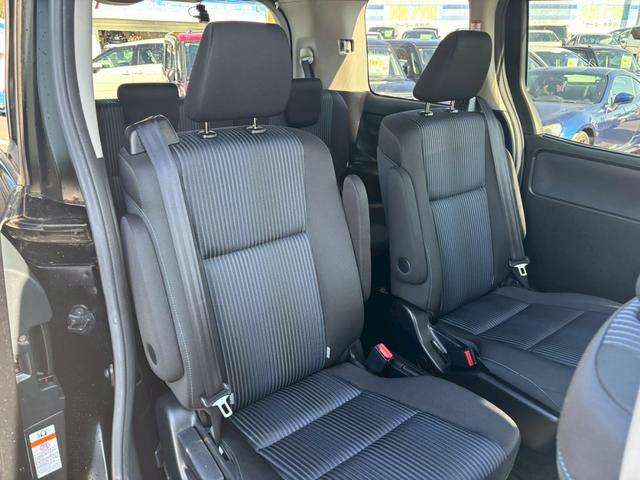 ノア Ｓｉ　禁煙車　ワンオーナー　社外ＳＤナビ　フルセグ　バックカメラ　ラジオ　前後ドライブレコーダー　ＥＴＣ　衝突軽減システム　横滑り防止システム　両側自動スライド　ＬＥＤヘッドライト　レーンキープ（15枚目）