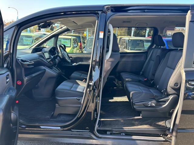 ノア Ｓｉ　禁煙車　ワンオーナー　社外ＳＤナビ　フルセグ　バックカメラ　ラジオ　前後ドライブレコーダー　ＥＴＣ　衝突軽減システム　横滑り防止システム　両側自動スライド　ＬＥＤヘッドライト　レーンキープ（24枚目）