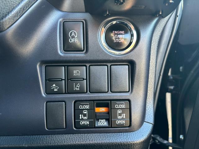 ノア Ｓｉ　禁煙車　ワンオーナー　社外ＳＤナビ　フルセグ　バックカメラ　ラジオ　前後ドライブレコーダー　ＥＴＣ　衝突軽減システム　横滑り防止システム　両側自動スライド　ＬＥＤヘッドライト　レーンキープ（35枚目）