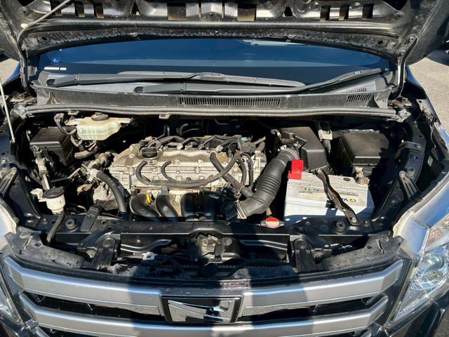ノア Ｓｉ　禁煙車　ワンオーナー　社外ＳＤナビ　フルセグ　バックカメラ　ラジオ　前後ドライブレコーダー　ＥＴＣ　衝突軽減システム　横滑り防止システム　両側自動スライド　ＬＥＤヘッドライト　レーンキープ（50枚目）