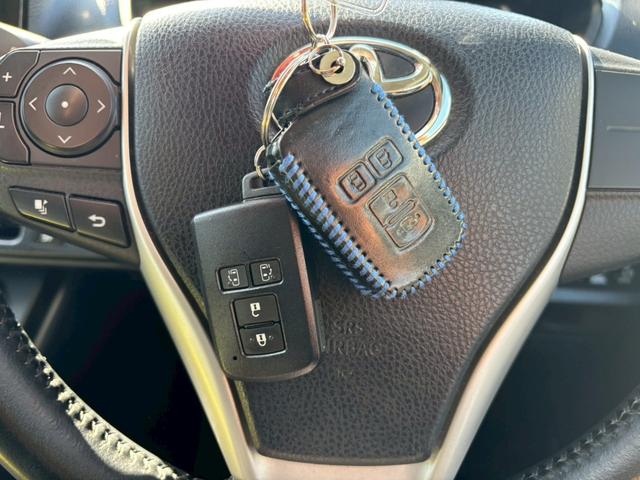 ノア Ｓｉ　禁煙車　ワンオーナー　社外ＳＤナビ　フルセグ　バックカメラ　ラジオ　前後ドライブレコーダー　ＥＴＣ　衝突軽減システム　横滑り防止システム　両側自動スライド　ＬＥＤヘッドライト　レーンキープ（52枚目）