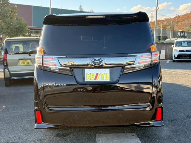 ヴェルファイア ２．５Ｚ　Ａエディション　ゴールデンアイズ　禁煙車　サンルーフ　社外１１インチＳＤナビ　フルセグ　Ｂｌｕｅｔｏｏｔｈ　バックカメラ　レーダークルーズコントロール　パワーバックドア　両側自動スライドドア　ビルトインＥＴＣ　ＴＲＣ　ＡＳＶ（9枚目）