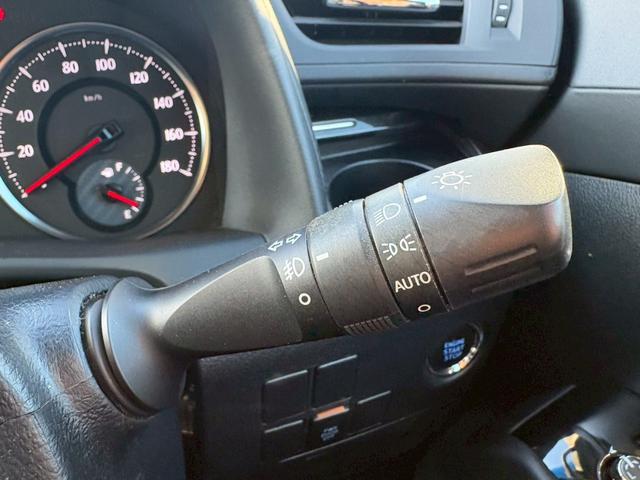 ヴェルファイア ２．５Ｚ　Ａエディション　ゴールデンアイズ　禁煙車　サンルーフ　社外１１インチＳＤナビ　フルセグ　Ｂｌｕｅｔｏｏｔｈ　バックカメラ　レーダークルーズコントロール　パワーバックドア　両側自動スライドドア　ビルトインＥＴＣ　ＴＲＣ　ＡＳＶ（32枚目）