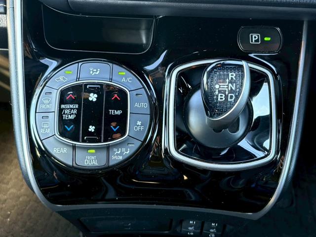 エスクァイア ハイブリッドGi 禁煙車 モデリスタエアロ 社外10型ナビ ブルートゥース バックカメラ ETC ドラレコ フリップダウンモニター シートヒーター クルコン 後席エアコン ハーフレザーシート 車線逸脱警告 両側PSD(35枚目)