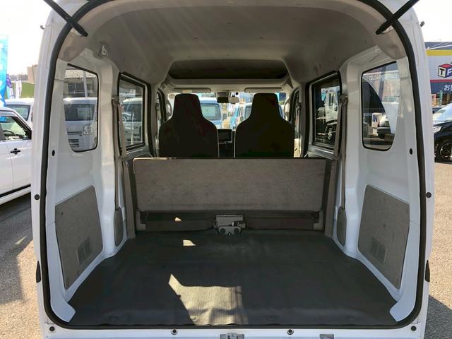 NV100クリッパーバン DX GLエマージェンシーブレーキパッケージ 禁煙車 純正7型SDナビ ブルートゥース ドラレコ ETC 頭上コンソール 電格ミラー サイドバイザー レベライザー TRC ASV キーレス MA/C シガソケ 両側スライドドア ドリンクホルダー(22枚目)