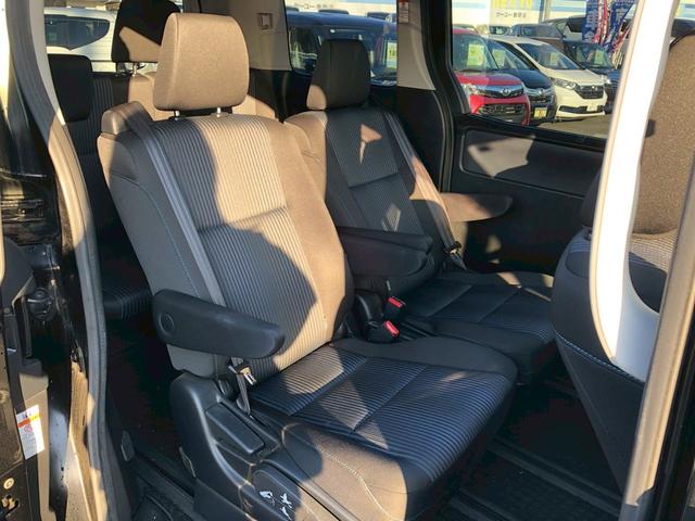 ヴォクシー ZS煌 7人 特別仕様車 フリップダウンモニター純正9型ナビ フルセグTV ブルートゥース SD DVD CD ETC 両側自動ドア アイドリングSTOP LEDライト フォグランプ ウインカー付き電格ミラー リヤエアコン スマートキー エンジンプッシュスタート(14枚目)