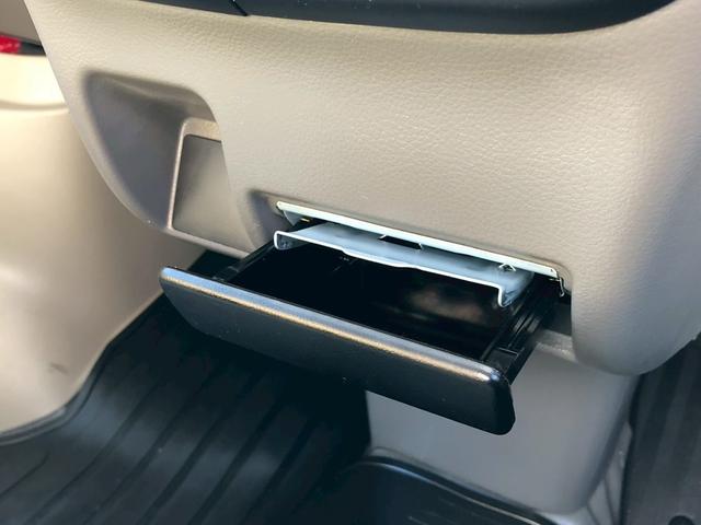 エブリイ ＰＣ　禁煙車　ハイルーフ　純正オーディオ　ラジオ　ドラレコ　ヘッドライトレベライザー　サイドバイザー　集中ロック　ＰＷ　パワステ　Ｍ／ＡＣ　シガソケ　フロアマット　ドリンクホルダー　リア両側スライドドア（30枚目）