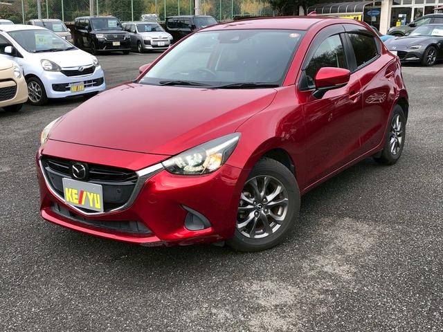 デミオ １３Ｓツーリング　禁煙車　純正７インチメモリーナビ　フルセグ　バックカメラ　ＣＤ　ＤＶＤ　ドラレコ前後　シートヒーター　コーナーセンサー　ＬＥＤヘッド　スマートキー　クルーズコントロール　車線逸脱警告（12枚目）