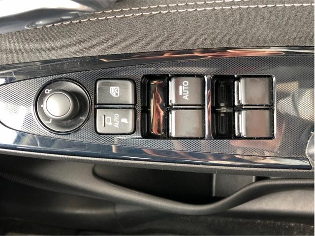 デミオ １３Ｓツーリング　禁煙車　純正７インチメモリーナビ　フルセグ　バックカメラ　ＣＤ　ＤＶＤ　ドラレコ前後　シートヒーター　コーナーセンサー　ＬＥＤヘッド　スマートキー　クルーズコントロール　車線逸脱警告（35枚目）