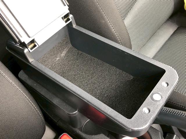 デミオ １３Ｓツーリング　禁煙車　純正７インチメモリーナビ　フルセグ　バックカメラ　ＣＤ　ＤＶＤ　ドラレコ前後　シートヒーター　コーナーセンサー　ＬＥＤヘッド　スマートキー　クルーズコントロール　車線逸脱警告（44枚目）