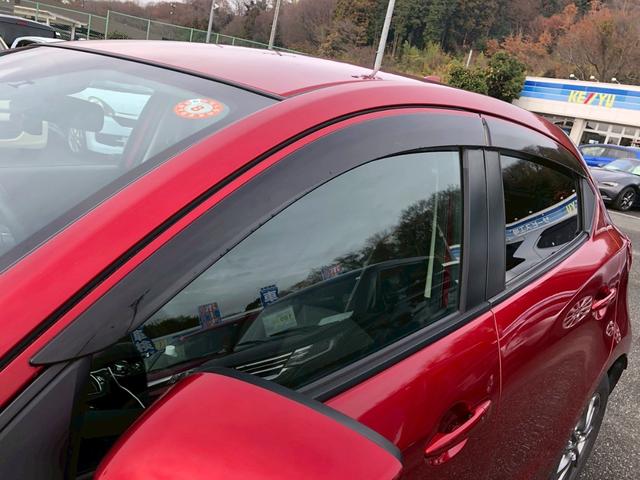 デミオ １３Ｓツーリング　禁煙車　純正７インチメモリーナビ　フルセグ　バックカメラ　ＣＤ　ＤＶＤ　ドラレコ前後　シートヒーター　コーナーセンサー　ＬＥＤヘッド　スマートキー　クルーズコントロール　車線逸脱警告（51枚目）