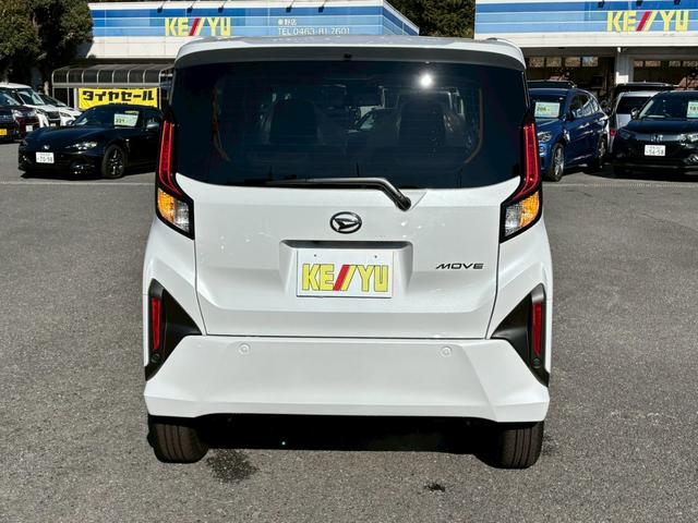 ムーヴ ＲＳ　ターボ　ダンディースポーツ　届出済未使用車　禁煙車　全方位カメラ　衝突軽減ブレ－キ　両側自動ドア　アダプティブクル－ズ　コ－ナ－センサ－　車線逸脱警告　ＬＥＤライト　フォグランプ　スマ－トキ－　エンジンプッシュスタ－ト　ベンチシ－ト　オ－トエアコン（8枚目）
