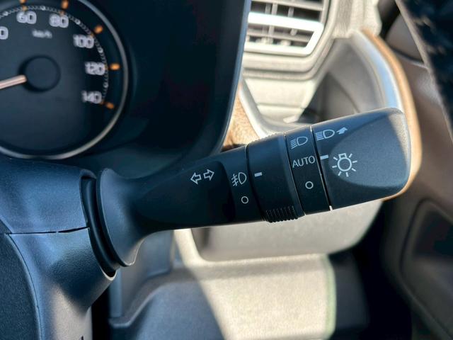 ムーヴ ＲＳ　ターボ　ダンディースポーツ　届出済未使用車　禁煙車　全方位カメラ　衝突軽減ブレ－キ　両側自動ドア　アダプティブクル－ズ　コ－ナ－センサ－　車線逸脱警告　ＬＥＤライト　フォグランプ　スマ－トキ－　エンジンプッシュスタ－ト　ベンチシ－ト　オ－トエアコン（32枚目）