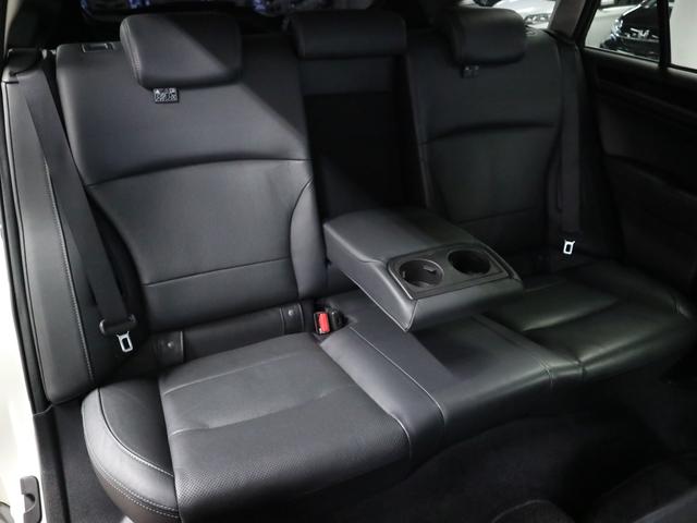 リミテッド 当店下取車 禁煙車 4WD SDナビ 12セグTV 衝突軽減 レザーシート パワーバックドア ETC DVD ブルートゥース 電動シート バックカメラ LEDアイト フォグランプ シートヒーター(13枚目)