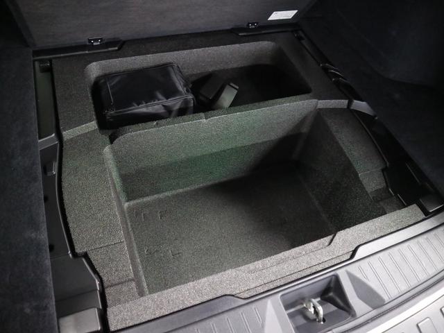 リミテッド 当店下取車 禁煙車 4WD SDナビ 12セグTV 衝突軽減 レザーシート パワーバックドア ETC DVD ブルートゥース 電動シート バックカメラ LEDアイト フォグランプ シートヒーター(23枚目)