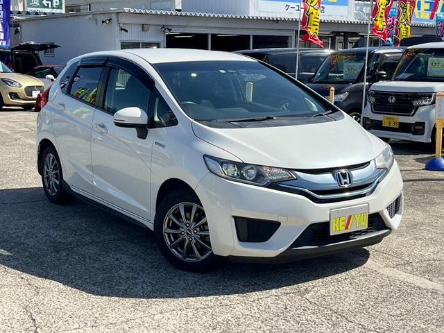 Ｌ＆Ｆパッケージ　あんしんＰｋｇ☆衝突軽減／８エアバッグ☆　【禁煙車●走行３２，９８３ｋｍ】【８型ギャザーズ製Ｂｌｕｅｔｏｏｔｈオーディオ対応ＳＤナビ／Ｂカメラ●ケンウッド製ドラレコ／ＡＵＸ入力／ＵＳＢポート】スマート＆Ｐスタート／オートライトＨＩＤ(10枚目)