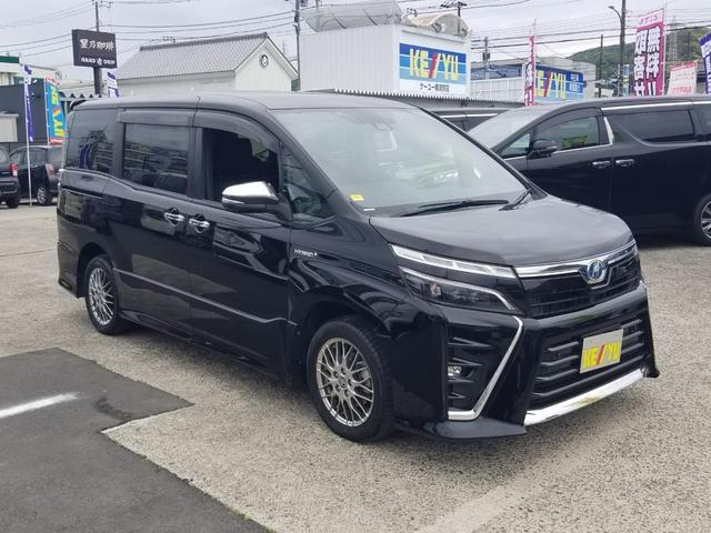 ヴォクシー ハイブリッドＺＳ　煌ＩＩ衝突軽減【走行８７，９５３ｋｍ】　【禁煙車１オーナー／後期型】【１０型Ｂｌｕｅｔｏｏｔｈオーディオ対応ＳＤナビ☆走行中テレビ視聴可能施工済☆Ｂカメラ●２．０ＥＴＣ●ドラレコ】【ＥＧスターター／スマート＆Ｐスタート】ＡＴハイビーム（47枚目）