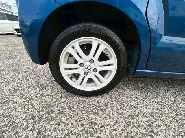 Ｎ－ＢＯＸ ２トーンカラースタイル　ＧターボＳＳパッケージ　【禁煙車】　ホンダ純正７インチＳＤナビ　社外ドラレコ　バックカメラ　ＢＬＵＥＴＯＯＴＨ接続　ＣＤ＆ＤＶＤ　両側自動スライドドア　シート―ヒーターチップアップシート　被害軽減システム　クルーズコントロール（8枚目）